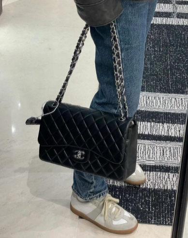 Chanel Classic Jumbo